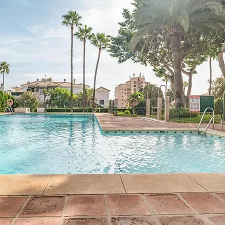In With Outdoor Swimming Pool, Wifi And 1 Bedrooms Apartment